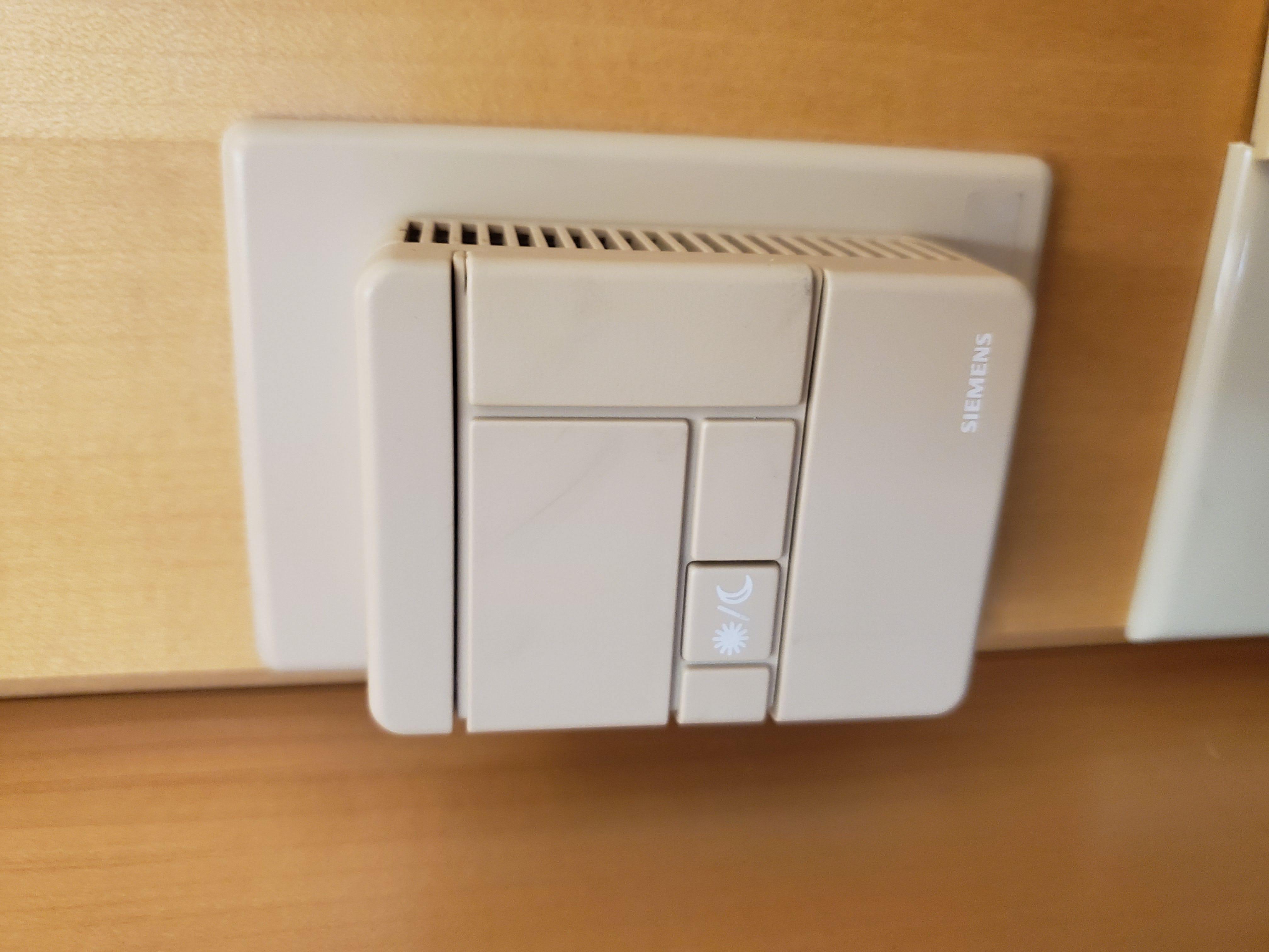 siemens thermostat that is not adjustable