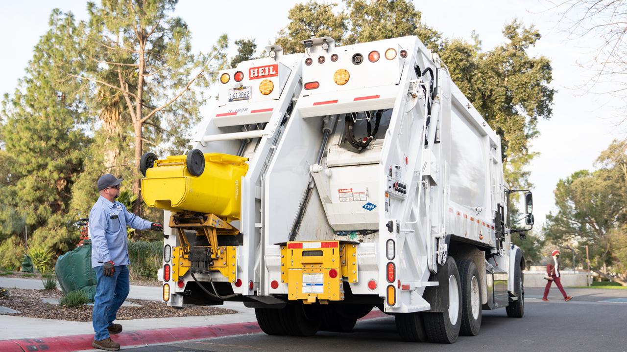Compost truck
